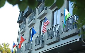 Human Hotel